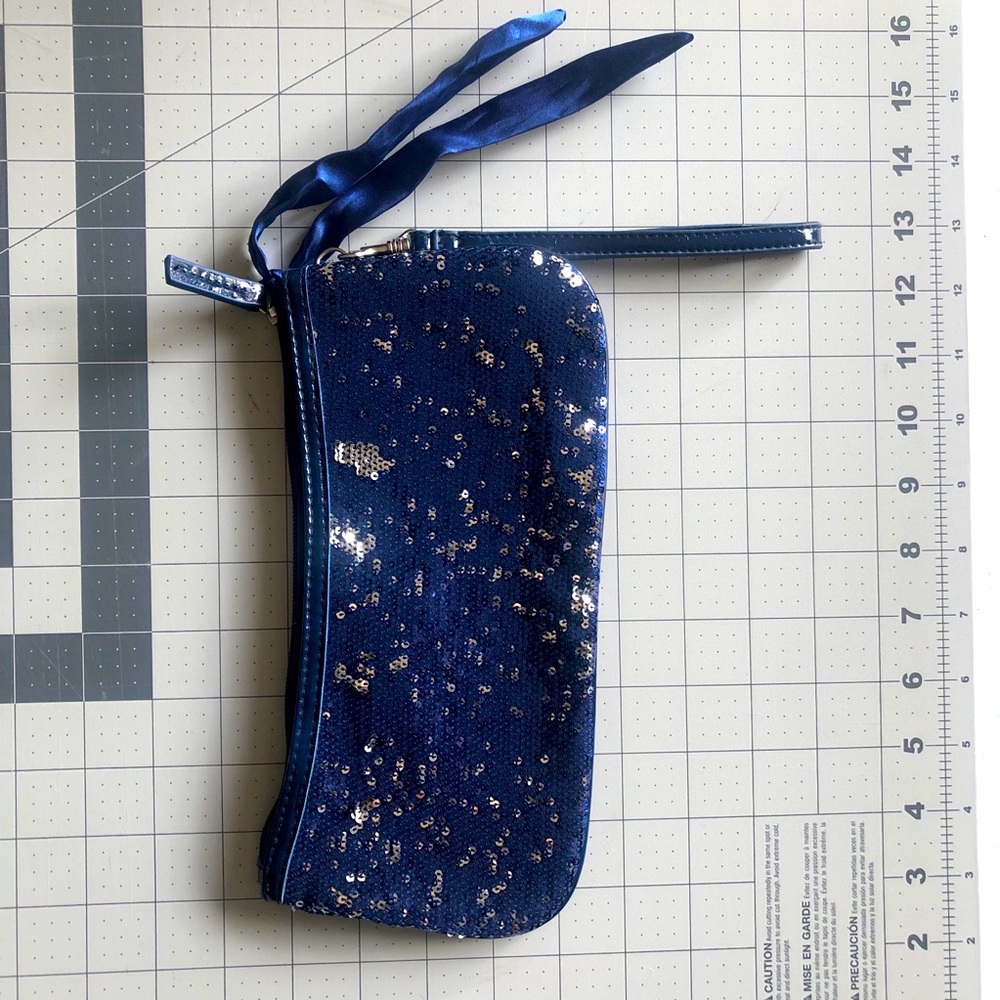 Sequin wristlet clutch Spring Shoes 2008